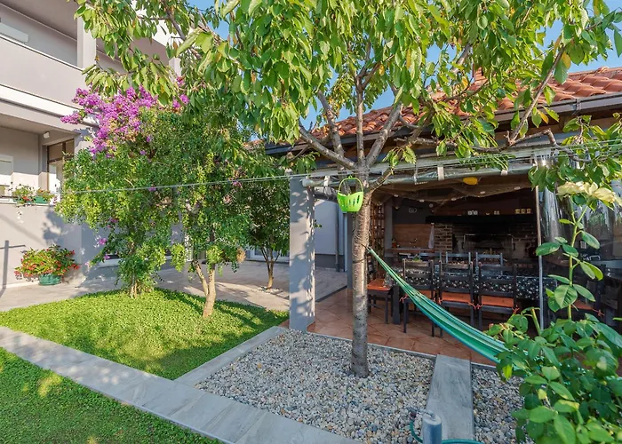 公寓 Luky 扎达尔