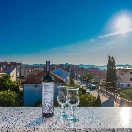 Luky Zadar