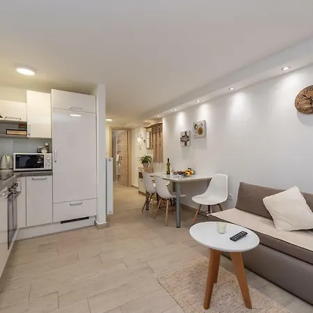Luky Apartment