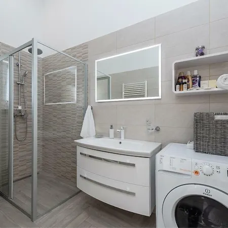 Apartment Luky