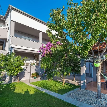 Luky Apartment